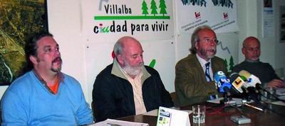 Fernando Figueroa, José Mª Alfaya, José R. Mendoza y Tomás Alberich, en la sede de IU