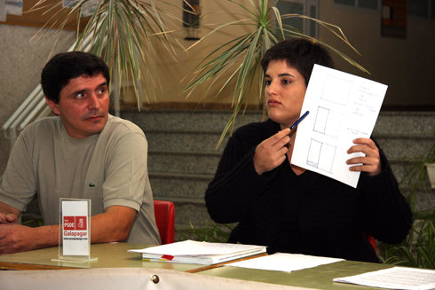 El PSOE informó a los vecinos sobre el Plan Urbanístico