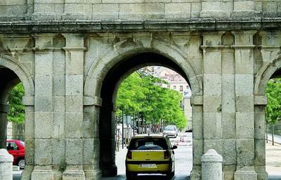 Los arcos, tras los que saldría el futuro túnel