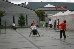 La localidad, sede de una de las cinco escuelas de tenis adaptado en la Comunidad de Madrid