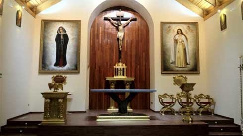 La inauguración de la capilla en Prado Nuevo reúne a 4.500 personas
