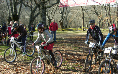 La XVI Carrera de Bicicleta de Montaña y  el Torneo de Unihockey, primeras citas del programa deportivo navideño en San Lorenzo