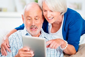 Taller de manejo de tabletas electrónicas para personas mayores de 65 años
