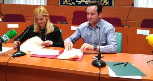 El alcalde de Moralzarzal junto a la regidora de Collado Villalba