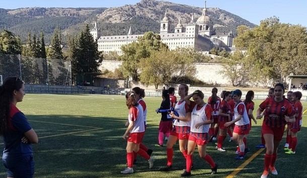 Insultos machistas a una árbitra en el partido de fútbol entre U.D. San Lorenzo y C.U.C. Villalba