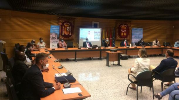 Una delegación de parlamentarios kenianos visita Collado Villalba
