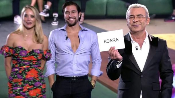 Adara Molinero ocupa el lugar de Sofía Cristo y se convierte en la nueva concursante de 'La casa de los secretos'