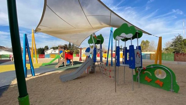 Majadahonda comienza con la renovación de zonas infantiles en parques y centros educativos