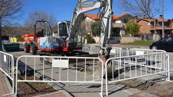 Comienza la renovación de la red de abastecimiento de agua en diferentes zonas de Guadarrama