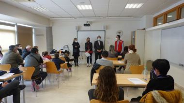 Villanueva de la Cañada colabora en el Programa de Alfabetización de Cruz Roja para refugiados
