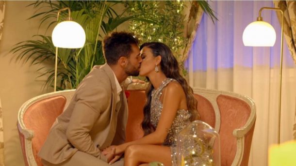 Así fue la primera 'ceremonia de rosas' de la televisión española con Sheila