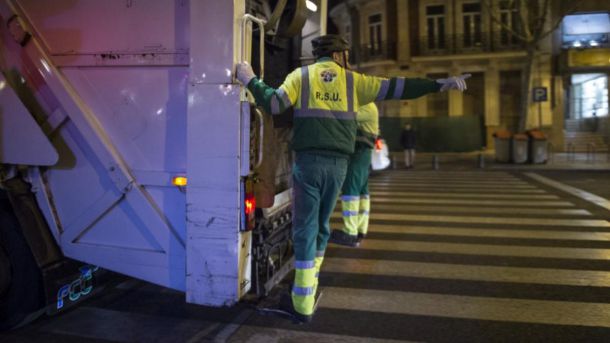 No habrá recogida de residuos en Nochebuena y Navidad en Madrid