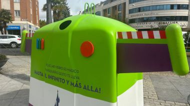 BuzzLightyear, Maléfica y Capitán América animan a reciclar en Majadahonda