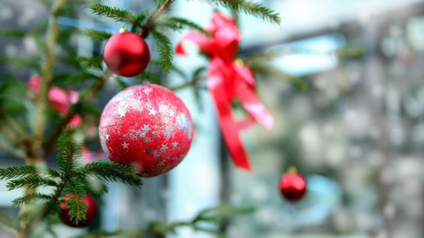 Diseñadores españoles aportan su talento a la decoración navideña de Madrid