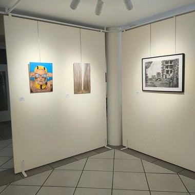 Exposición del XXII Certamen de Arte Joven en la Casa de Cultura de Collado Villalba
