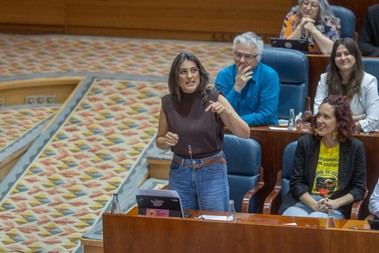 Bergerot critica a Ayuso por su silencio sobre la guerra en Irán