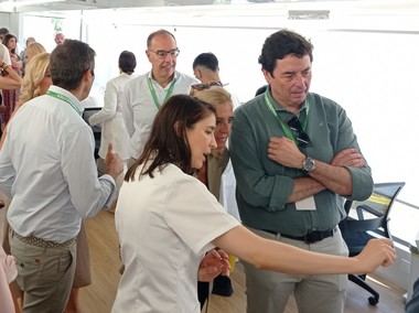 Collado Villalba lanza un innovador convenio para asegurar la medicación en mayores