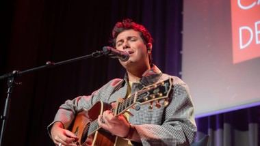 Alfred García gana el Disc Català de l'Any por 'T'estimo es te quiero'