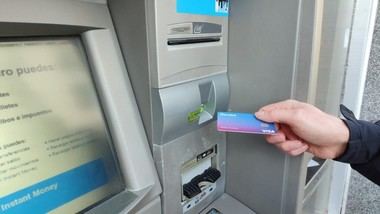 Cajeros automáticos llegarán a 61 municipios de Madrid sin bancos