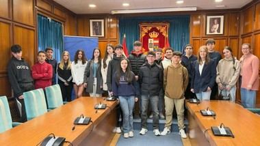 San Lorenzo conecta a 19 estudiantes de secundaria con el ámbito profesional