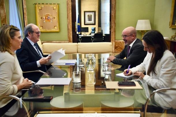 Delegado y Defensor del Pueblo abordan el aumento de denuncias por violencias sexuales