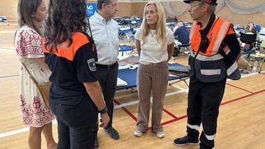El Gobierno de Madrid visita puntos de acogida para apoyar a evacuados por incendios