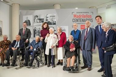 Ayuso presenta la exposición 