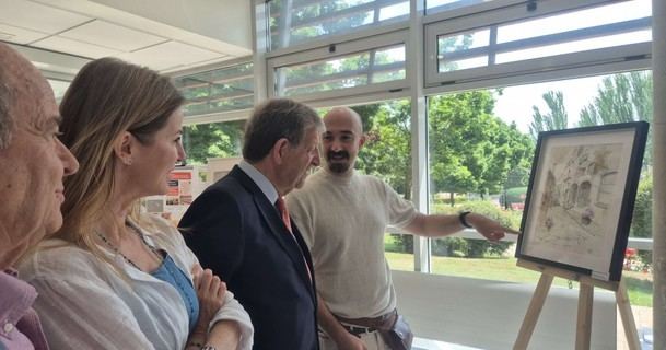 Inauguran exposición de arte de mayores en Villanueva de la Cañada