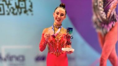 Carolina Fernández Ruiz, subcampeona de España en Gimnasia Rítmica, es homenajeada en Galapagar