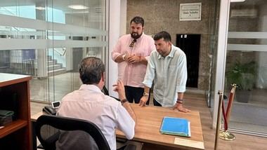 Galapagar incorpora ocho auxiliares de información para promover la inclusión laboral