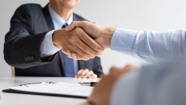 Galapagar crea 32 empleos para desempleados locales