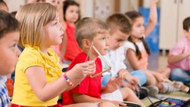 Madrid lanza becas de Educación Infantil para 34.000 familias