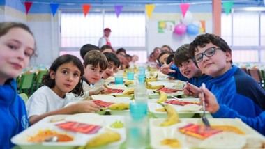Plazo abierto para solicitar becas de comedor en Madrid para el curso 2026/27