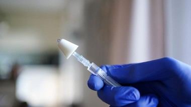 Madrid amplía la vacunación intranasal contra la gripe a niños de hasta 7 años y duplica las dosis disponibles