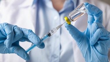 Madrid adquiere 1,7 millones de vacunas para proteger a mayores y grupos de riesgo