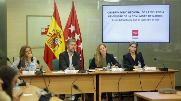 La Comunidad de Madrid identifica 40 fallos en pulseras de protección para víctimas de violencia