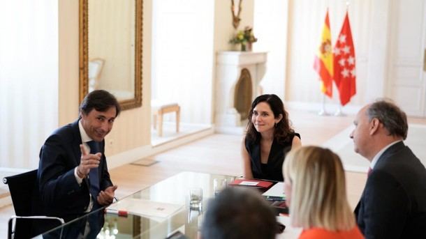 Madrid capacitará a 170.000 empleados públicos en IA generativa con Microsoft Copilot Chat