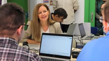 Madrid lanza cursos para cerrar la brecha digital en personas con discapacidad intelectual