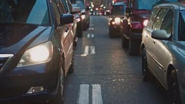 Consejos de seguridad vial en Madrid para la operación salida de agosto