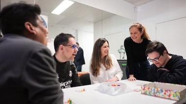 Madrid lanza guía de empleo para apoyar a personas con autismo