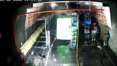 Simulacro de incendio en autobús eléctrico para mejorar seguridad en Madrid