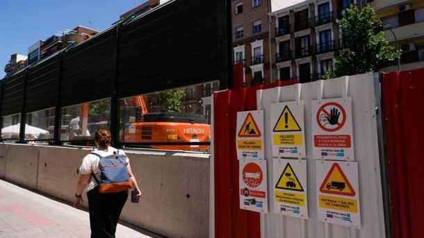 Madrid renueva pantallas de protección en Paseo de las Delicias por obras del Metro L11