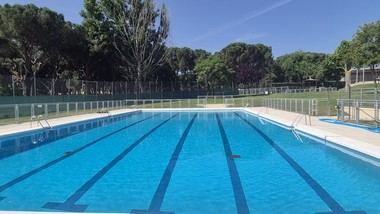 La Piscina Municipal de Verano inicia su temporada este viernes
