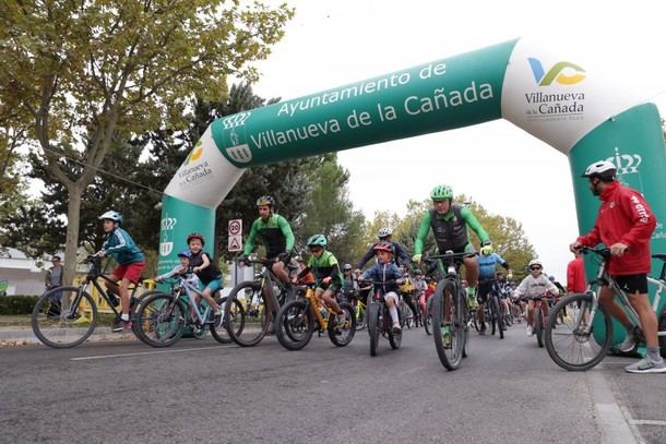 Éxito en la Fiesta de la Bicicleta con 700 participantes en Villanueva de la Cañada