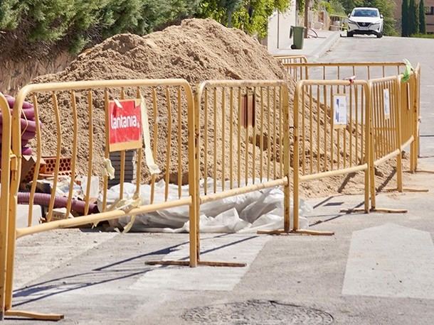 Las Rozas retira más de 16 km de cables en su ambicioso plan de soterramiento
