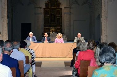 Graduados del Aula de Humanidades de Guadarrama reciben sus diplomas en Alcalá
