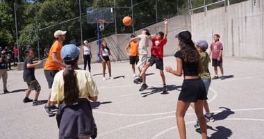 Aumentan monitores en campamentos de Cercedilla para atender mejor a niños con necesidades especiales
