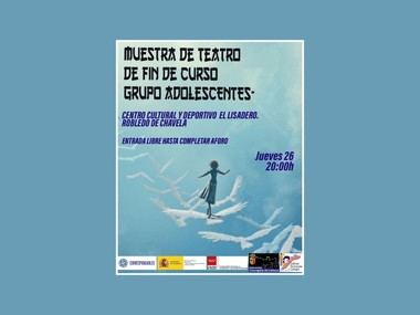 Teatro de fin de curso del grupo de adolescentes en Robledo de Chavela