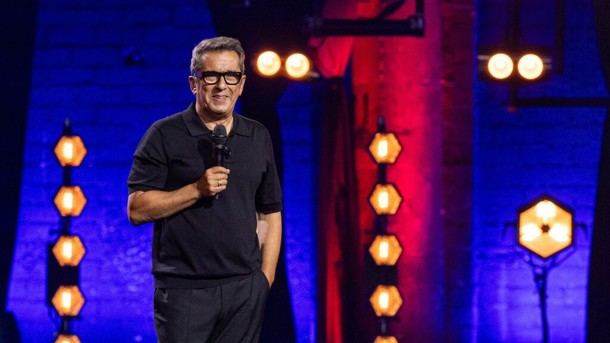 Buenafuente aborda la ironía de la actualidad en 'Futuro imperfecto'