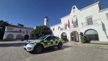 La Policía Local de Villanueva de la Cañada incorpora un vehículo híbrido a su flota